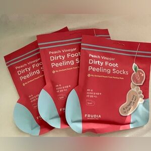 Brand New - FRUDIA - Peeling Foot Sock Bundle!